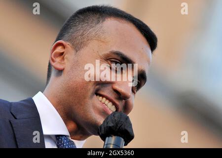 Luigi Di Maio Minister für auswärtige Angelegenheiten, während der Schließung des Wahlkampfes zur Unterstützung des Kandidaten für Bürgermeister Gaetano Mapredi, die t Stockfoto