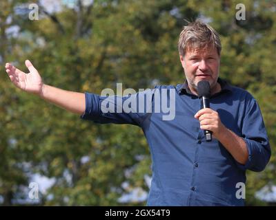 Der deutsche Politiker Robert Habeck von der Bündnis 90 die Grünen Partei bei einer Wahlkampfveranstaltung am 3. September 2021 in Magdeburg Stockfoto