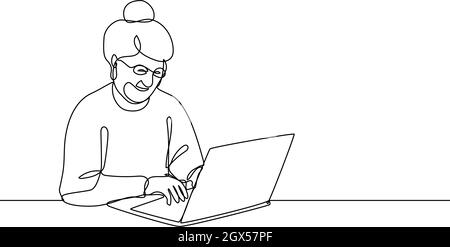 Lächelnde ältere Frau, die am Laptop arbeitet Stock Vektor