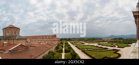 Venaria reale, Piemont, Italien - 8. September 2021: Gärten des königlichen Palastes. Stockfoto