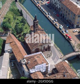Europa, Italien, Lombardei, Mailand, Luftaufnahme der Kirche S. Cristoforo auf dem Naviglio Grande Stockfoto