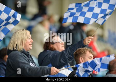 Featherstone, England - 2. Oktober 2021 - Halifax Panthers Fans vor der Rugby League Betfred Championship, Halbfinale-Play-off, Featherstone Rovers vs Halifax Panthers im Millennium Stadium, Featherstone, UK Dean Williams Stockfoto
