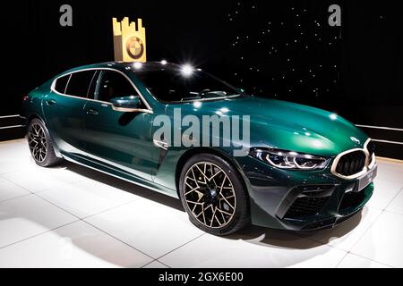 BMW M8 Competition Gran Coupe Sportwagen auf dem Autosalon 2020 Motor Show. Brüssel, Belgien - 9. Januar 2020. Stockfoto