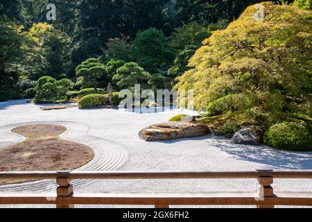 Japanischer Garten mit Sand in albuquerque New mexico Stockfoto