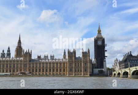 London, Großbritannien. Oktober 2021. Gesamtansicht des Houses of Parliament in London, Großbritannien. (Foto von Thomas Krych/SOPA Images/Sipa USA) Quelle: SIPA USA/Alamy Live News Stockfoto