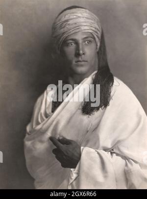 Rudolph Valentino, Werbeportrait für den Stummfilm, „The Sheik“, Donald Biddle Keyes, Famous Players-Lasky, Paramount Pictures, 1921 Stockfoto