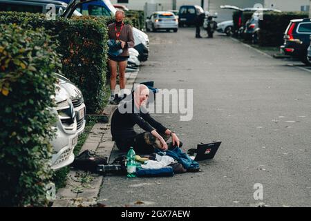 3. Oktober 2021, Paris&#x2013;Roubaix Mens Radtour; berühmt für seinen unebenen Kopfsteinpflaster-Kurs. Stockfoto