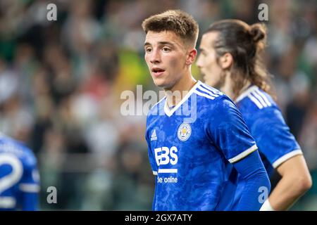 Warschau, Polen. September 2021. Luke Thomas vom FC Leicester City gesehen während des UEFA Europa League Group Stage Matches zwischen Legia Warszawa und dem FC Leicester City im Marshal Jozef Pilsudski Legia Warsaw Municipal Stadium.Endstand; Legia Warszawa 1:0 Leicester City FC. (Foto von Mikolaj Barbanell/SOPA Images/Sipa USA) Quelle: SIPA USA/Alamy Live News Stockfoto