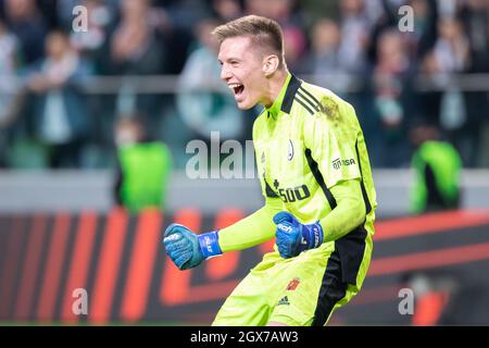 Warschau, Polen. September 2021. Cezary Miszta von Legia feiert nach dem UEFA Europa League Group Stage Match zwischen Legia Warszawa und dem FC Leicester City im Marschall Jozef Pilsudski Legia Warsaw Municipal Stadium.Endstand; Legia Warszawa 1:0 Leicester City FC. (Foto von Mikolaj Barbanell/SOPA Images/Sipa USA) Quelle: SIPA USA/Alamy Live News Stockfoto