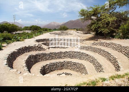 Cantalloc Aquädukt in Nazca oder Nazca Stadt, Spiral oder Kreis Aquädukte oder Brunnen, Peru, Inka Architektur und Kultur Stockfoto