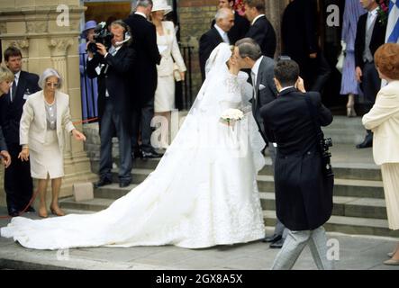 Marie-Chantal Miller kommt zur Sophia-Kathedrale in Bayswater, London, für ihre Hochzeit mit dem Exil-Kronprinzen Pavlos von Griechenland. Stockfoto