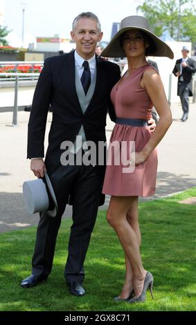 Gary Lineker und Danielle Bux treffen am 14. Juni 2011 zum Eröffnungstag von Royal Ascot ein. Stockfoto