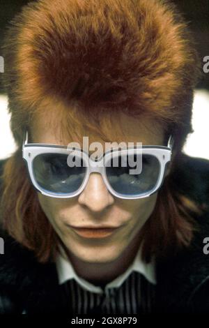 Englischer Singer-Songwriter David Bowie, um 1974. Stockfoto