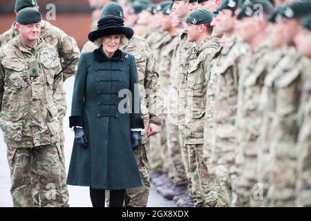 Camilla, Herzogin von Cornwall besucht das 4. Bataillon, die Gewehre, um an einer Heimparade in Aldershot am 27. Februar 2017 teilzunehmen Stockfoto