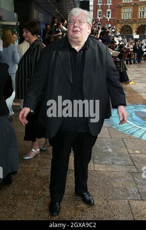 Richard Griffiths kommt zur britischen Premiere von Harry Potter und der Gefangene von Azkaban, die im Odeon am Leicester Square in London stattfand Stockfoto