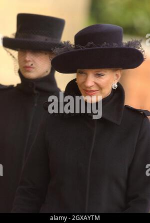 Prinzessin Michael von Kent trifft am Mittwoch, den 5. Januar 2005, zur Beerdigung von Sir Angus Ogilvy in der St. George's Chapel im Schloss Windsor ein. Sir Angus, der mit der Cousine der Königin, Prinzessin Alexandra, verheiratet war, starb am zweiten Weihnachtsfeiertag im Alter von 76 Jahren. Anwar Hussein/allactiondigital.com Stockfoto
