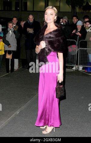 Tamzin Outhwaite kommt bei den Laurence Olivier Awards im Hilton Hotel in der Park Lane an. Stockfoto