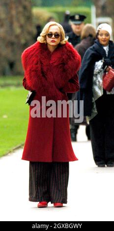 Frances O'Connor und Sam Rockwell am Set von 'Picadilly Jim in London. Stockfoto