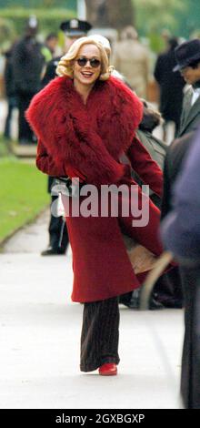 Frances O'Connor und Sam Rockwell am Set von 'Picadilly Jim in London. Stockfoto