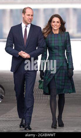 Prinz William, Herzog von Cambridge und Catherine, Herzogin von Cambridge, in einem schartannen Alexander McQueen-Kleid, eröffnen am 29. Januar 2019 offiziell das Victoria and Albert Museum in Dundee, Schottland. Stockfoto