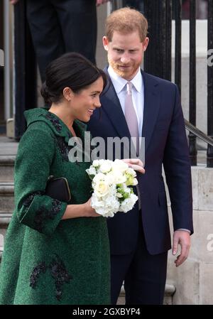 Der Herzog und die Herzogin von Sussex in einem grünen Erdem-Mantel und -Kleid nehmen am 11. März 2019 an einer Jugendveranstaltung des Commonwealth Day im Canada House in London Teil. Stockfoto