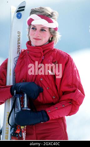 Diana, Prinzessin von Wales auf einem Skiurlaub in Klosters, Schweiz im Februar 1986. Stockfoto