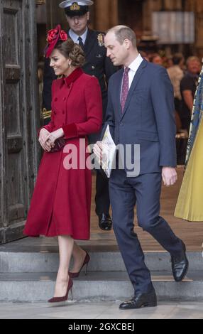 Der Herzog und die Herzogin von Cambridge verlassen, nachdem sie am 09. März 2020 am Commonwealth Day in Westminster Abbey teilgenommen hatten. Stockfoto