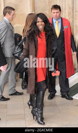 Sinitta kommt bei den Women's Own Children of Courage Awards 2008 in der Wesminster Abbey im Zentrum von London an. Stockfoto