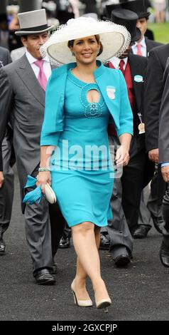 Prinzessin Haya Bint Al Hussein nimmt am Ladies Day of Royal Ascot auf der Rennbahn Ascot Teil Stockfoto