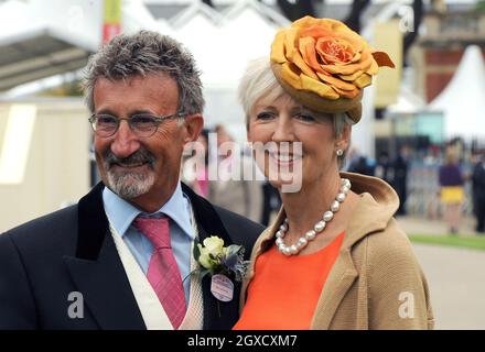 Eddie Jordan und Frau Marie am Eröffnungstag von Royal Ascot auf der Rennbahn Ascot. Stockfoto