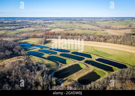 Luftaufnahme der Lagunen zur Abwasserbehandlung in der Nähe von Georgetown, Kentucky Stockfoto