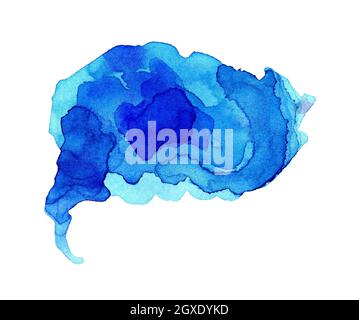 Ausdrucksstarker abstrakter Aquarellfleck mit Spritzern und Tropfen in Blau. Willkürlich ausbreitende Farbe. Isoliert auf weißem Hintergrund. Von Hand gezeichnet. Stockfoto