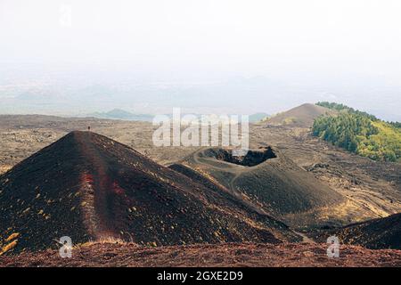 Krater auf dem ätna in sizilien. Stockfoto