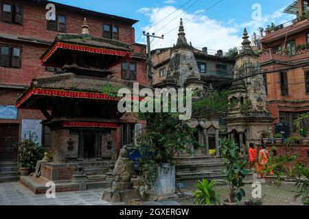 Patan, Nepal - 2021. Oktober: Vishnu-Schrein-Tempel in Patan am 3. Oktober 2021 im Kathmandu-Tal, Nepal. Stockfoto