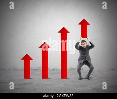 Konzept der Bestimmung mit Geschäftsmann, der Statistik hilft Stockfoto