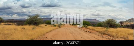 Berglandschaft am Omaruru River in der Erongo Region Von Zentral-Namibia Stockfoto