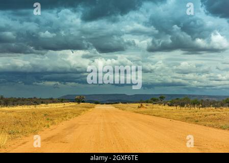 Berglandschaft am Omaruru River in der Erongo Region Von Zentral-Namibia Stockfoto