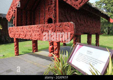 Maori Kultur und Holzkunst. Rotorua. Neuseeland. 16. November 2011 Stockfoto