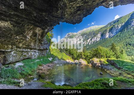 Goriuda Wasserfall (Fontanon di Goriuda), Provinz Udine, Italien Stockfoto