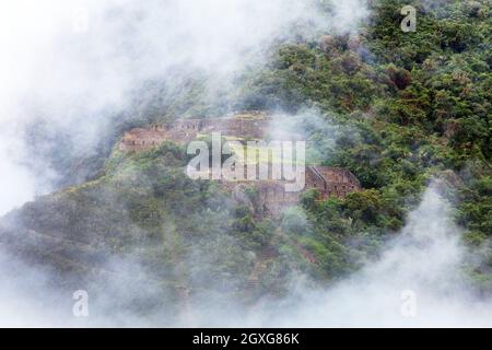 Choquequirao, eine der besten Inka-Ruinen in Peru. Choquequirao Inca Wanderweg in der Nähe von Machu Picchu. Cuzco Region in Peru Stockfoto