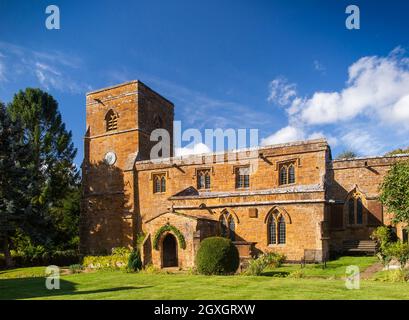 Großbritannien, England, Oxfordshire, Banbury, Hornton, Ende des 1100. Jhs. Kirche von St. Johannes dem Täufer außen Stockfoto