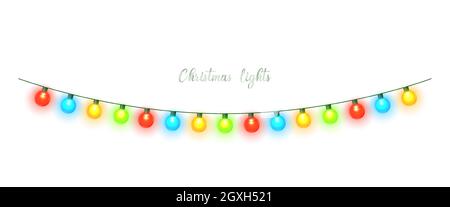 Weihnachtsbeleuchtung isoliert. Bunte Weihnachtsgirlande. Vektor glühende Glühbirnen auf Drahtseilen. Stock Vektor