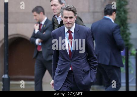 MANCHESTER, GROSSBRITANNIEN. 5. OKTOBER Gavin Williamson, ehemaliger Staatssekretär für Bildung, am dritten Tag der Konferenz der Konservativen Partei in Manchester Central, Manchester, am Dienstag, den 5. Oktober 2021. (Kredit: MI Nachrichten) Kredit: MI Nachrichten & Sport /Alamy Live Nachrichten Stockfoto