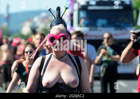 Wien, Österreich. 16. Juni 2012. Regenbogenparade 2012 in Wien Stockfoto