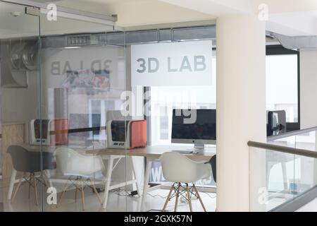 3D-Labor, neue Technologie Labor Klassenzimmer. Start-up Unternehmen moderne Büroeinrichtung Stockfoto