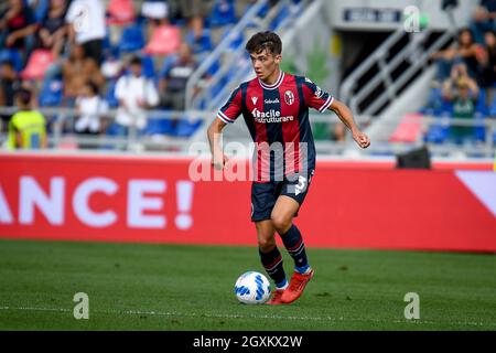 Renato Dall&#39;Ara Stadium, Bologna, Italien, 03. Oktober 2021, Aaron Hickey (Bologna) Portrait in Aktion während des FC Bologna gegen SS Lazio - Italienischer Foo Stockfoto