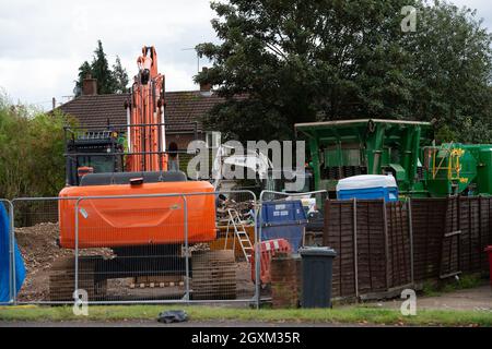 Slough, Großbritannien. Oktober 2021. Der ehemalige Arbeiterclub in Cippenham wurde abgerissen und auf dem Gelände sollen Häuser gebaut werden. Quelle: Maureen McLean/Alamy Stockfoto