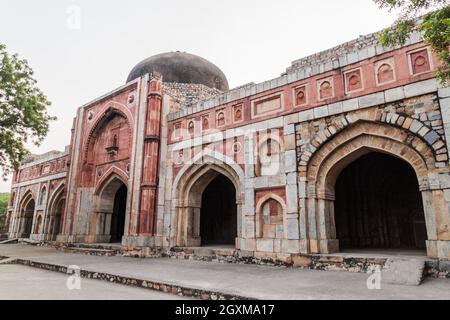 Jamali Kamali Moschee und Grab, befindet sich im Archäologischen Dorf Komplex in Mehrauli, Delhi, Indien Stockfoto