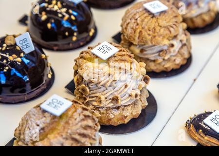 Paris Brest bei Oree Boulangerie in Covent Garden, London, Großbritannien Stockfoto