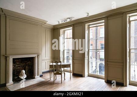 Inneneinrichtung von Franklin’s Parlour im Benjamin Franklin House, London, Großbritannien Stockfoto